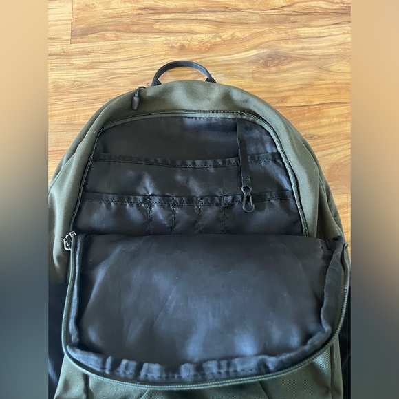 Unisex Columbia Hunter Green Street Backpack - Picture 2 of 6